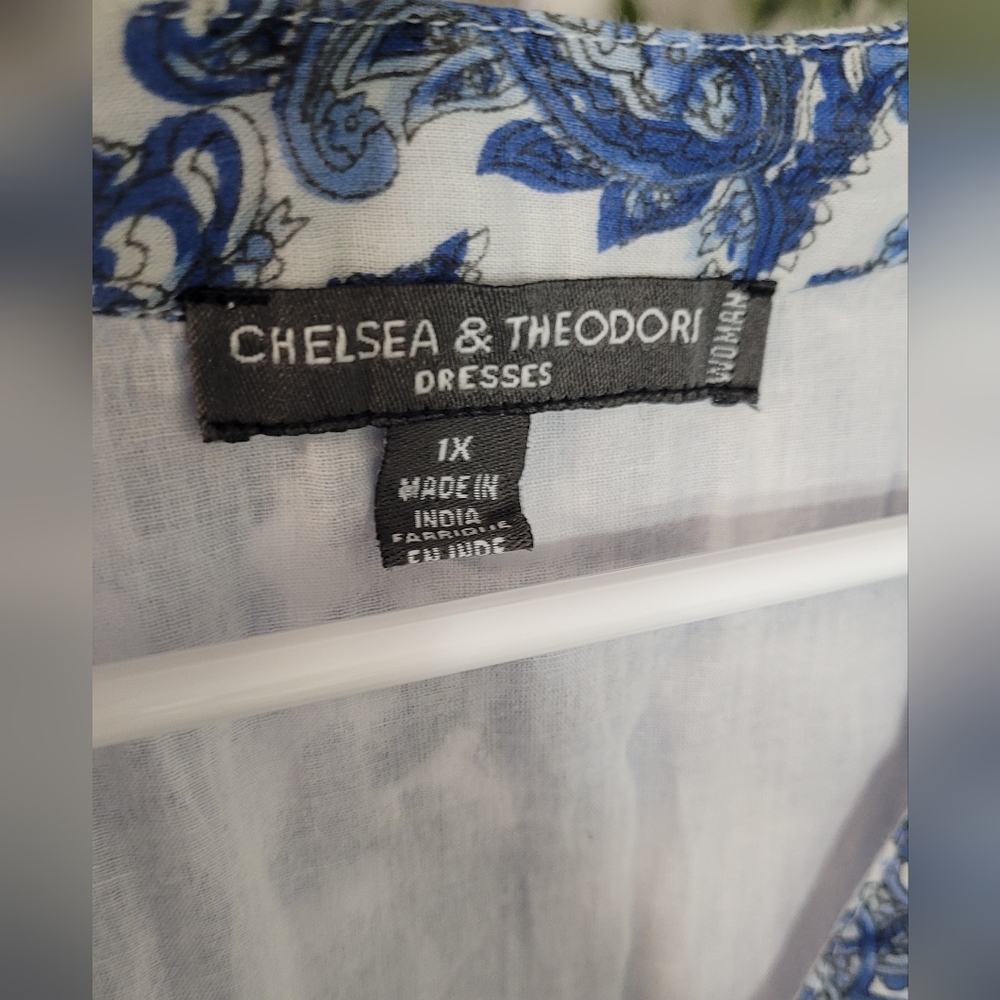 Chelsea & Theodore Blue and White Floral Midi Dress - Picture 3 of 5